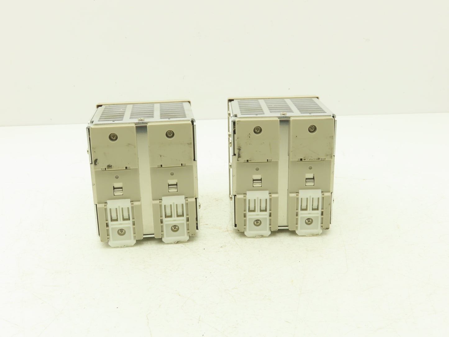 Omron S8VS-24024A Switch Mode Power Supply In 100-240VAC Out 24VDC 10A Lot of 2