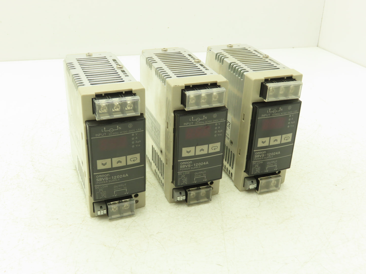 Omron S8VS-12024A Switch Mode Power Supply In 100-240VAC Out 24VDC 5A Lot of 3
