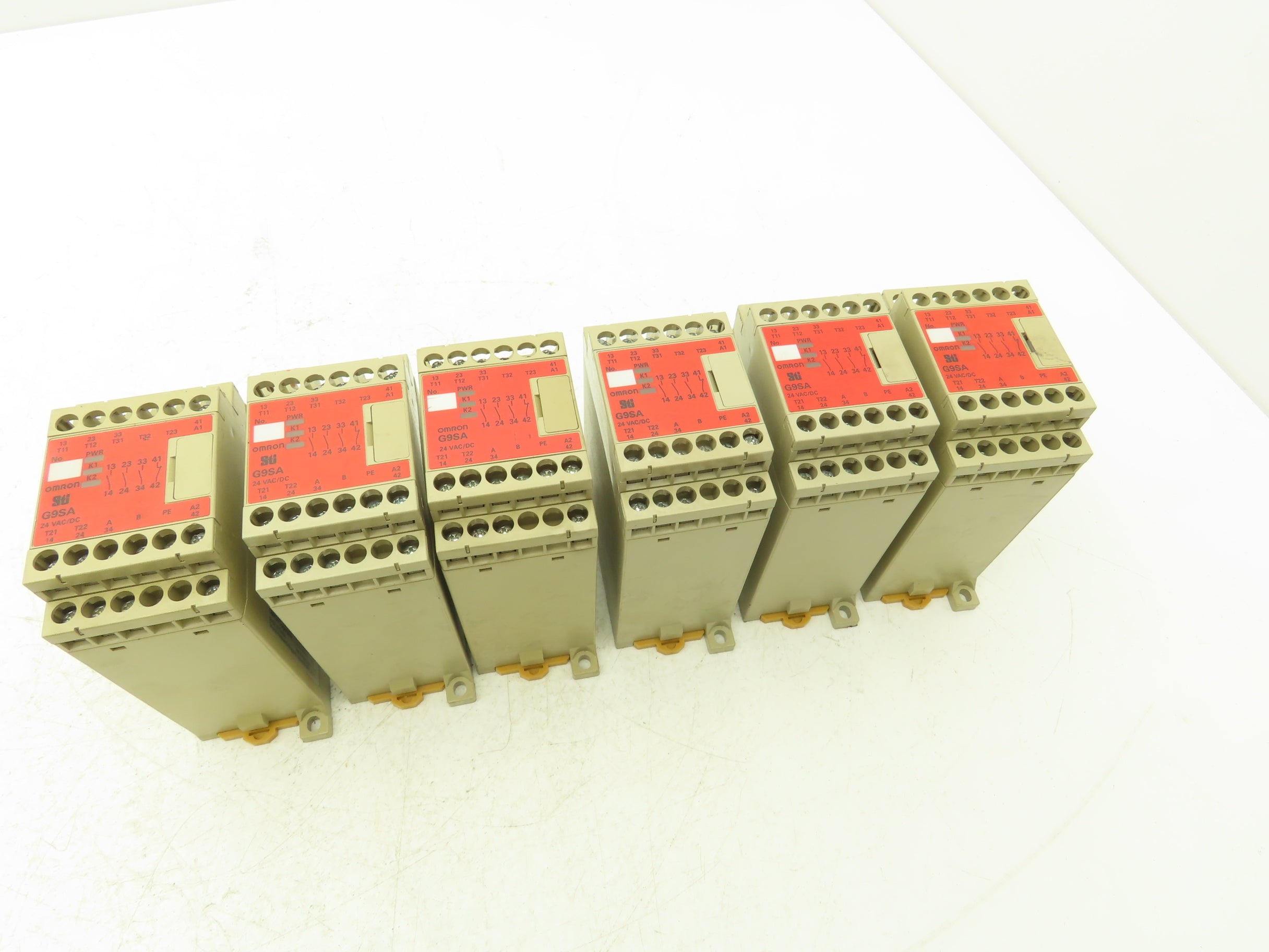 Omron STI G9SA-301 Dual Channel Safety Relay Unit 24VAC/DC Lot of 6 ...