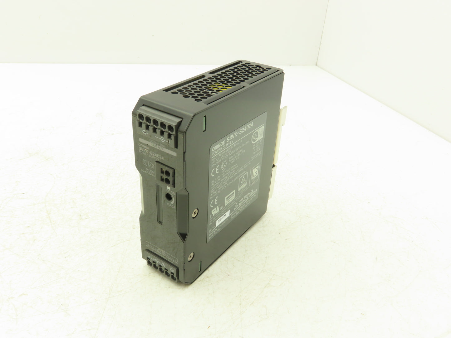 Omron S8VK-S24024 Power Supply 100-240VAC 3.1A In 24VDC 10A Out