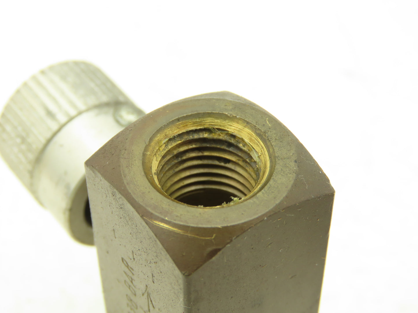 Parker PF400B In-line Flow Control Valve 1/4" NPT Brass 2000 PSI  Lot of 4