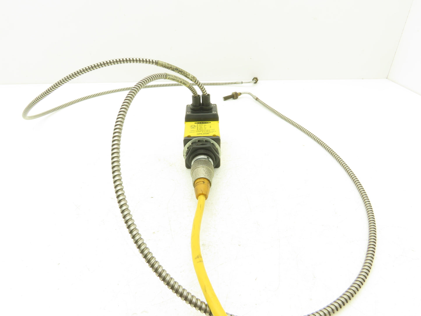 Banner OPEJ5QD Photoelectric Power Block Omni Beam w (2) IAT135 Sensors