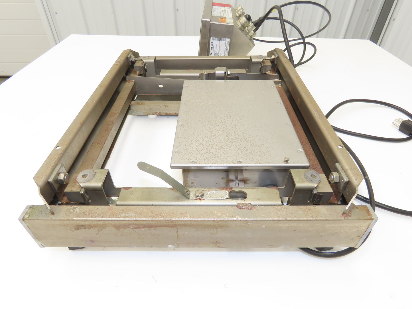 Mettler Toledo KB60S.2 Digital Scale With 15.75X19.5" Base 120VAC IND560 Harsh