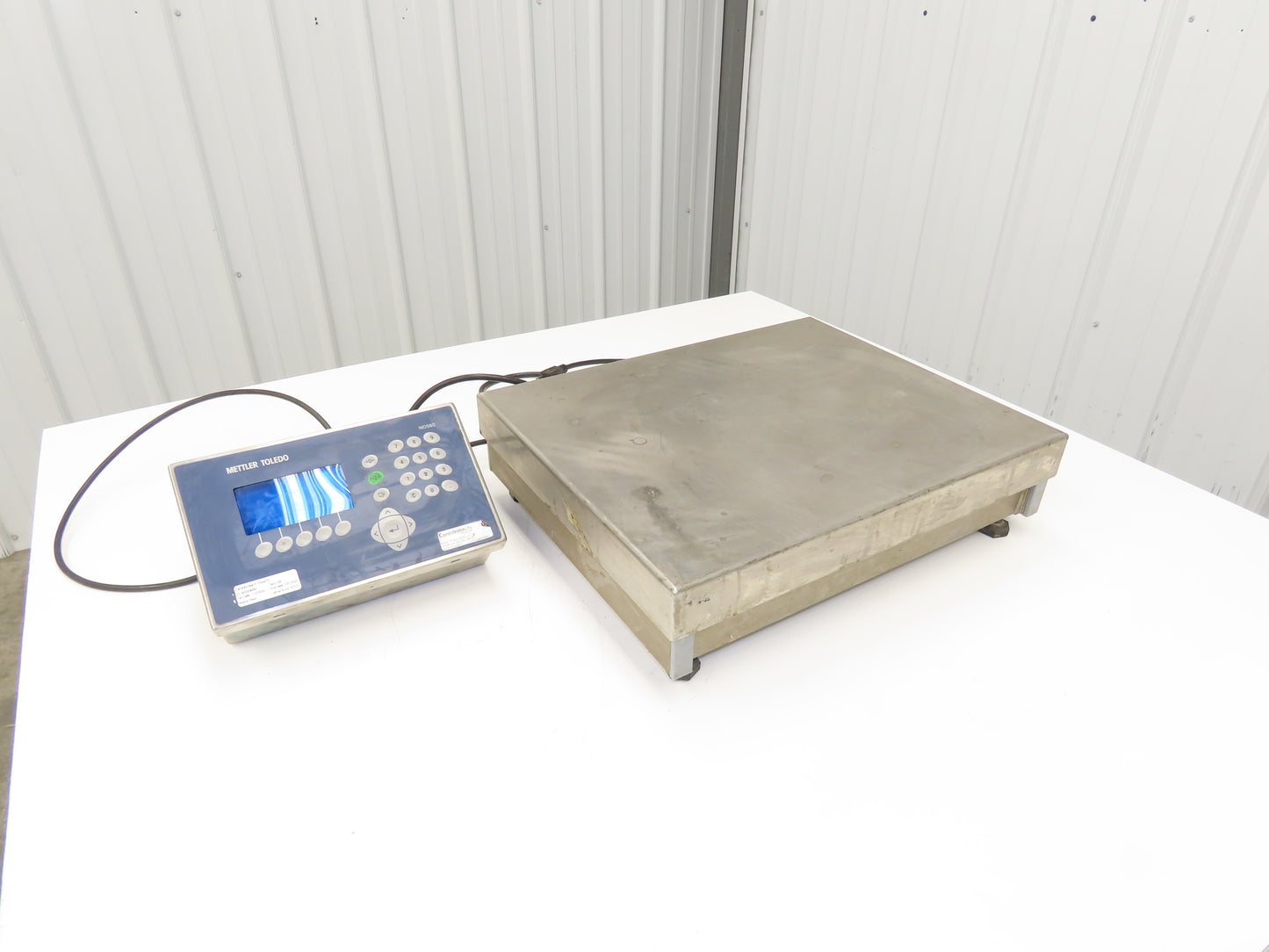 Mettler Toledo KB60S.2 Digital Scale With 15.75X19.5" Base 120VAC IND560 Harsh