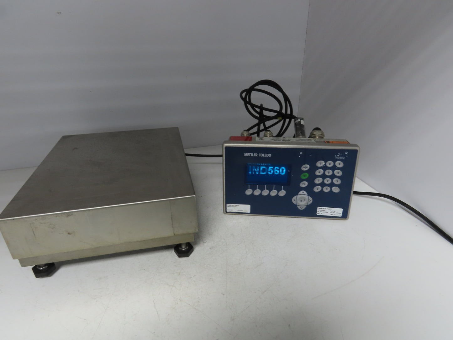 Mettler Toledo KA32S Digital Scale With 15.75X19.5" Base 120VAC IND560 Harsh