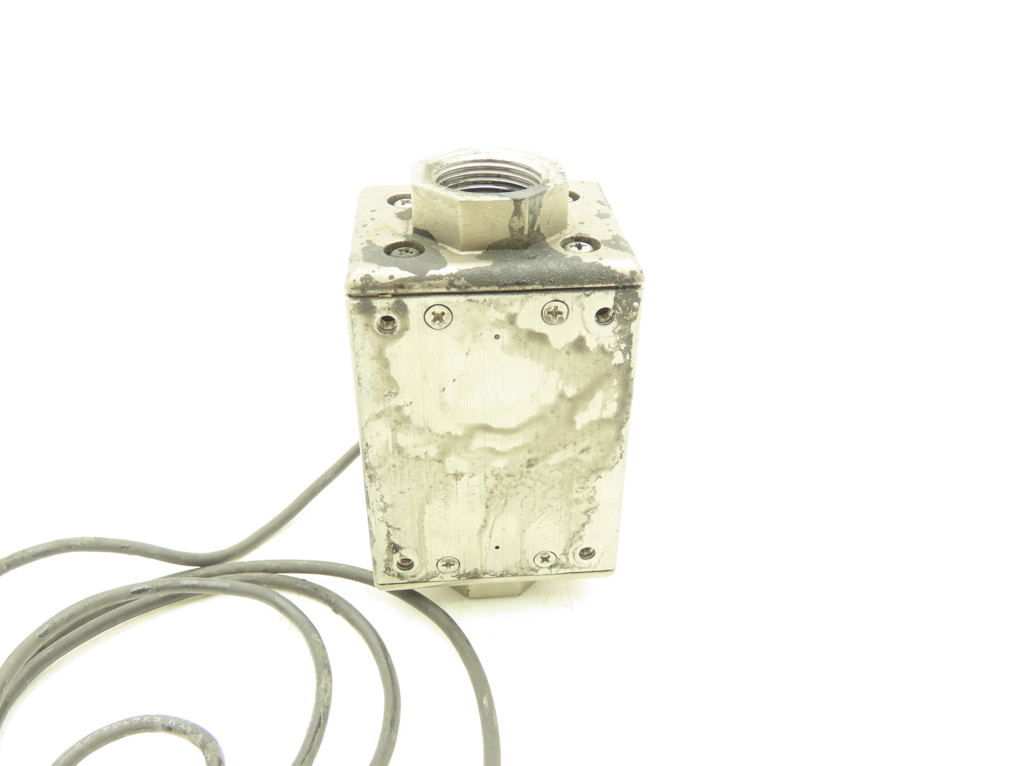 Keyence FD-M50AT Electromagnetic Digital Flow Sensor 50L/min 24VDC