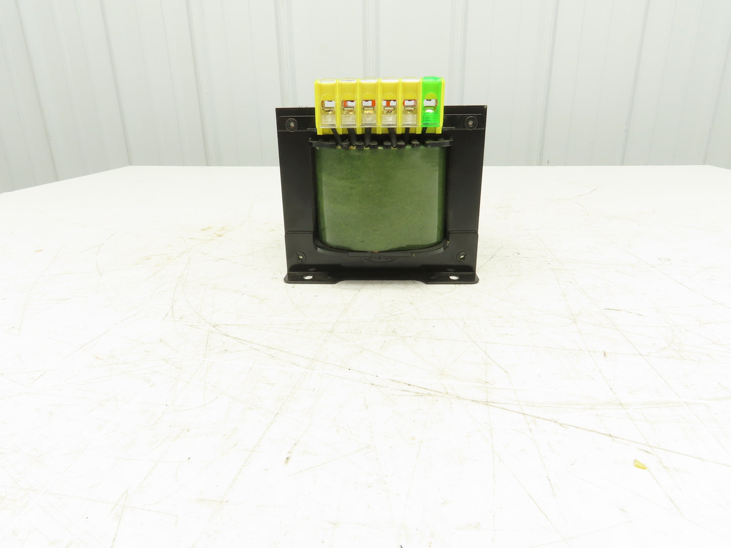 Swallow Single Phase Power Isolation Transformer 1kVA Pri/Sec 200-220-230-240V