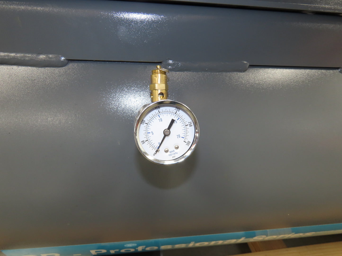 Atlas Copco CR5 Reciprocating Duplex Air Compressor 35CFM 5HP 230V 3Ph 120 Gal