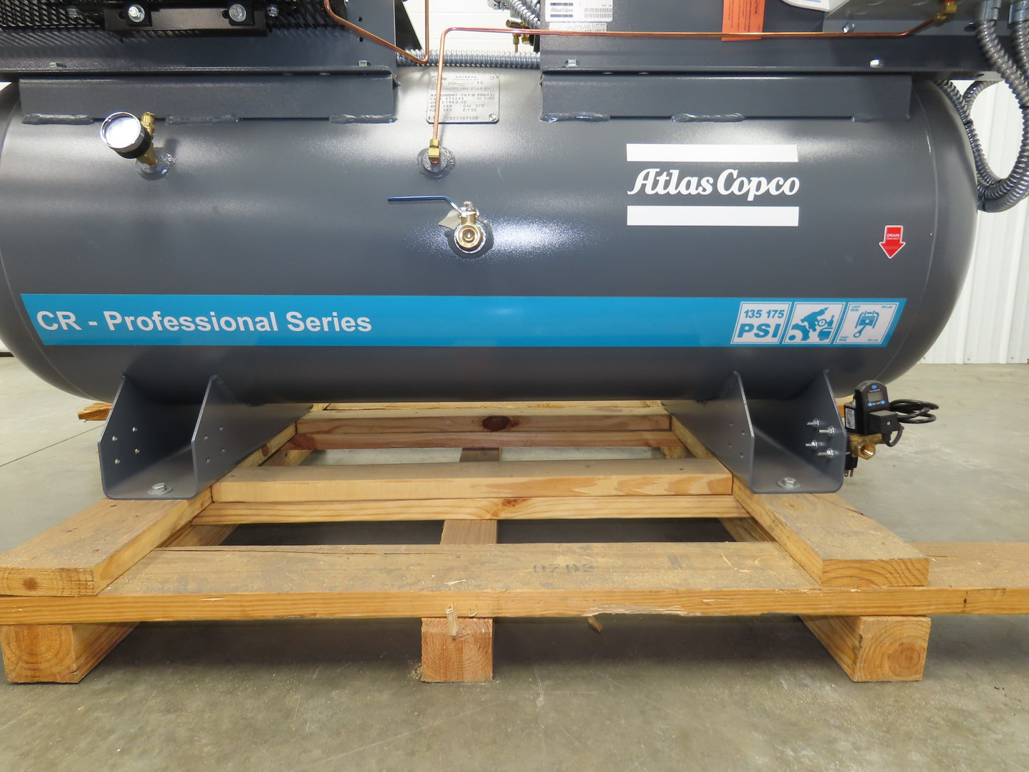 Atlas Copco CR5 Reciprocating Duplex Air Compressor 35CFM 5HP 230V 3Ph 120 Gal