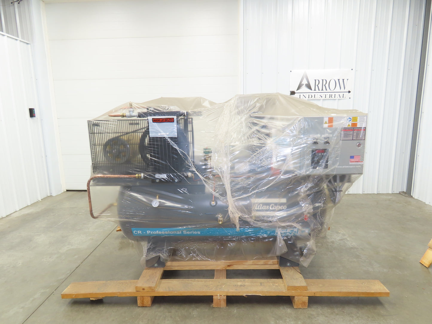 Atlas Copco CR5 Reciprocating Duplex Air Compressor 35CFM 5HP 230V 3Ph 120 Gal