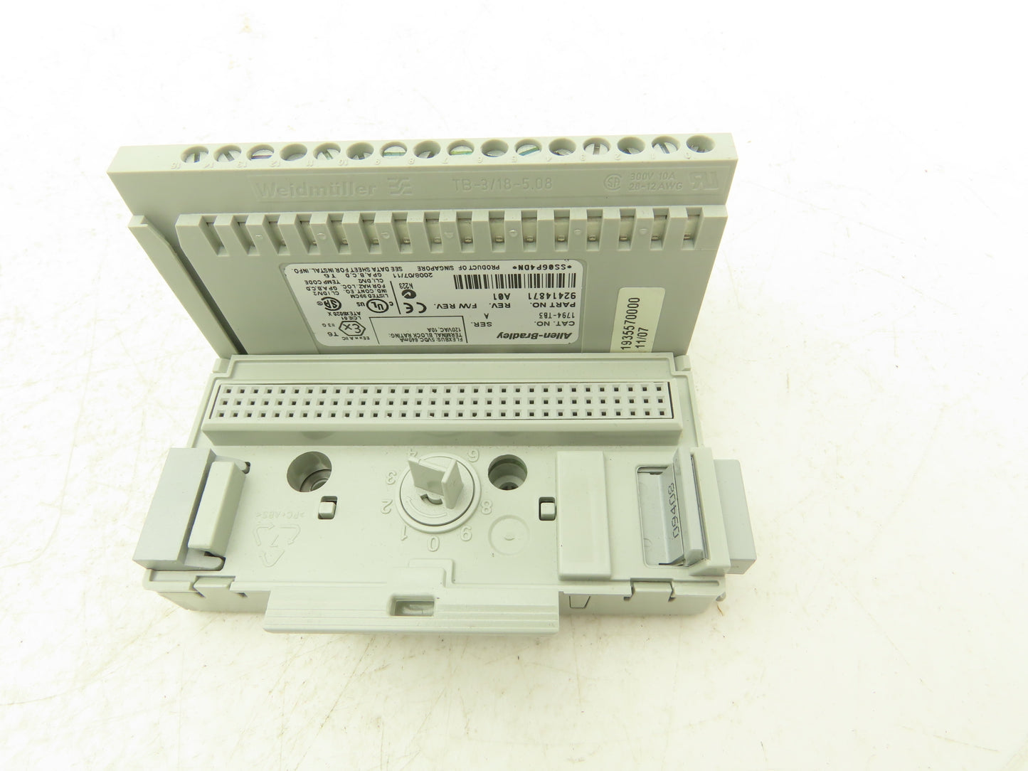 Allen Bradley 1794-IE8 8 Point Analog Input Flex I/O Ser. B With TB3 Base