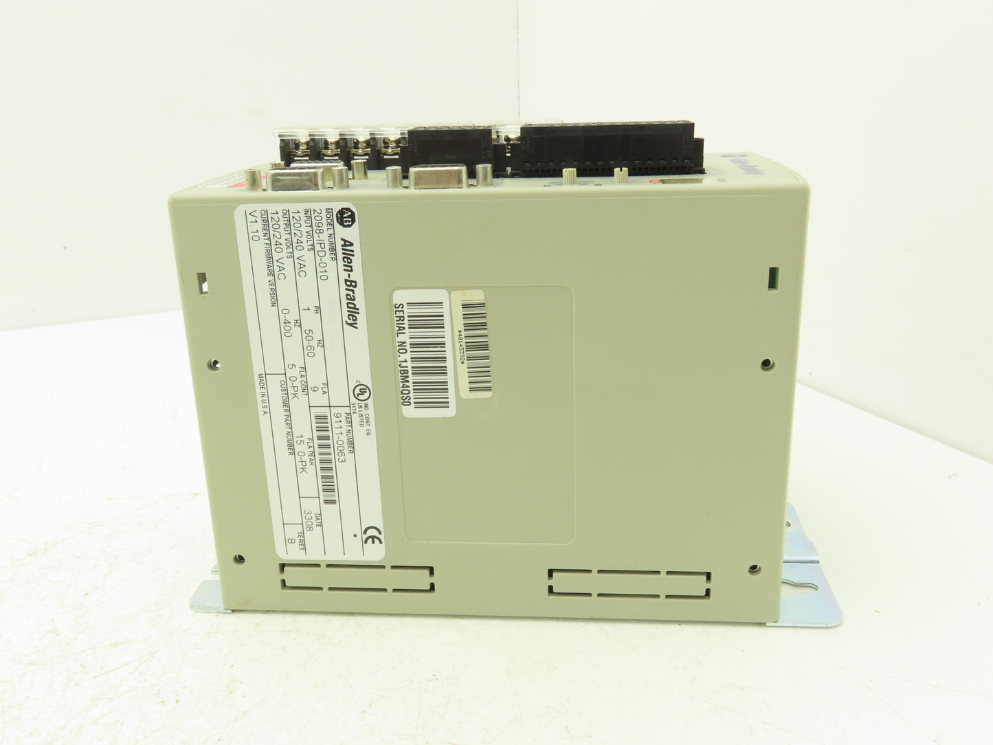 Allen Bradley Ultra 5000 2098IPD010 Intelligent Positioning Drive 120/240VAC 1Ph