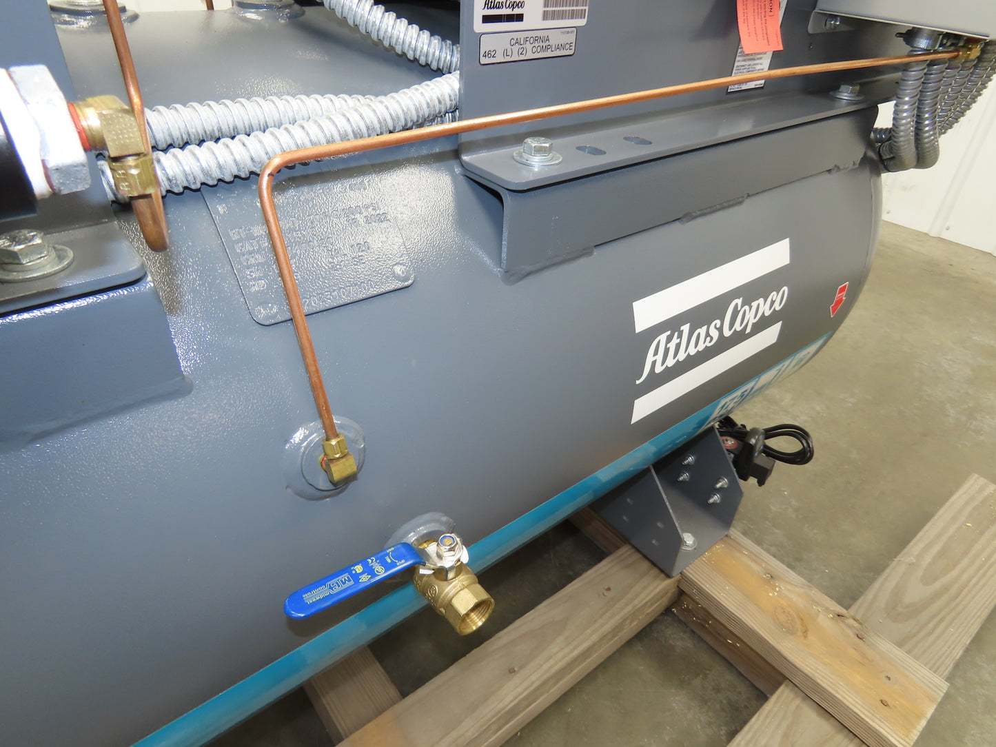 Atlas Copco CR7.5 Reciprocating Duplex Air Compressor 51CFM 7.5HP 3Ph 120 Gal