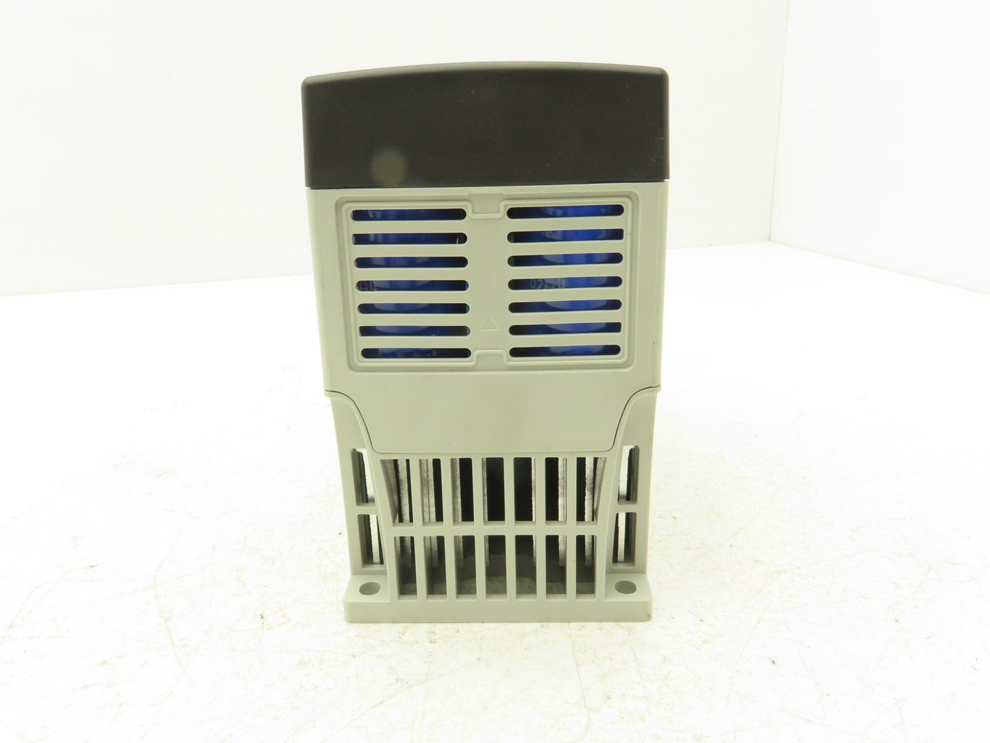 Allen Bradley 22A-D2P3N104 PowerFlex 4 VFD Variable Speed AC Drive 1Hp 460V 3PH