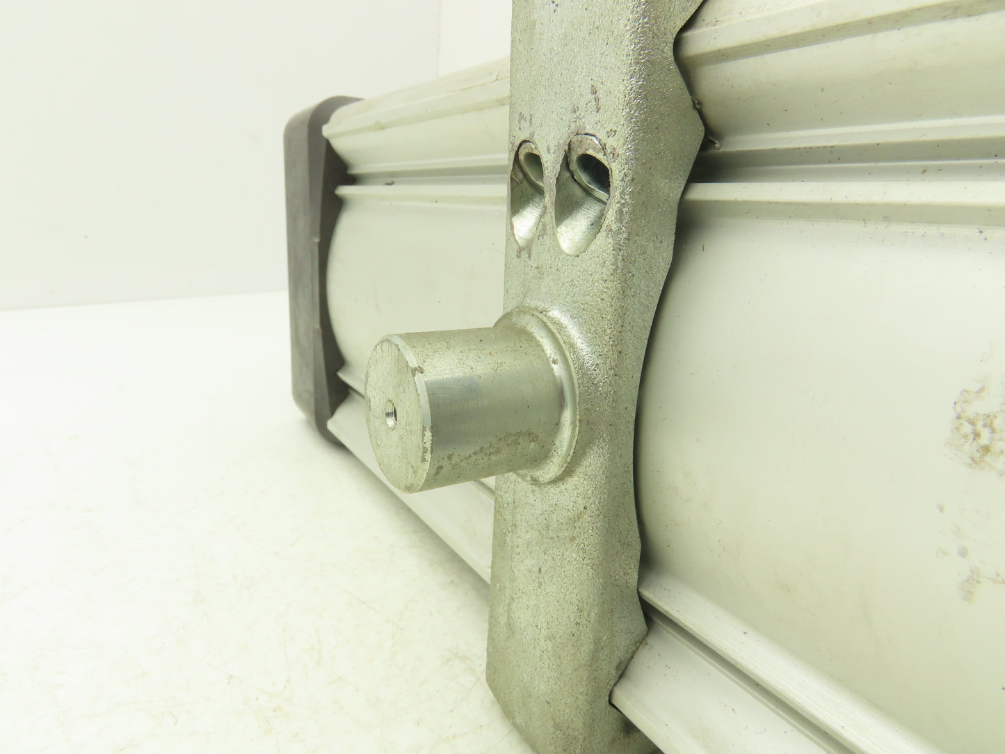 Parker P1D4S125MC-0195NGN6N Pneumatic Cylinder 125mm bore x 195mm Stroke 10 Bar