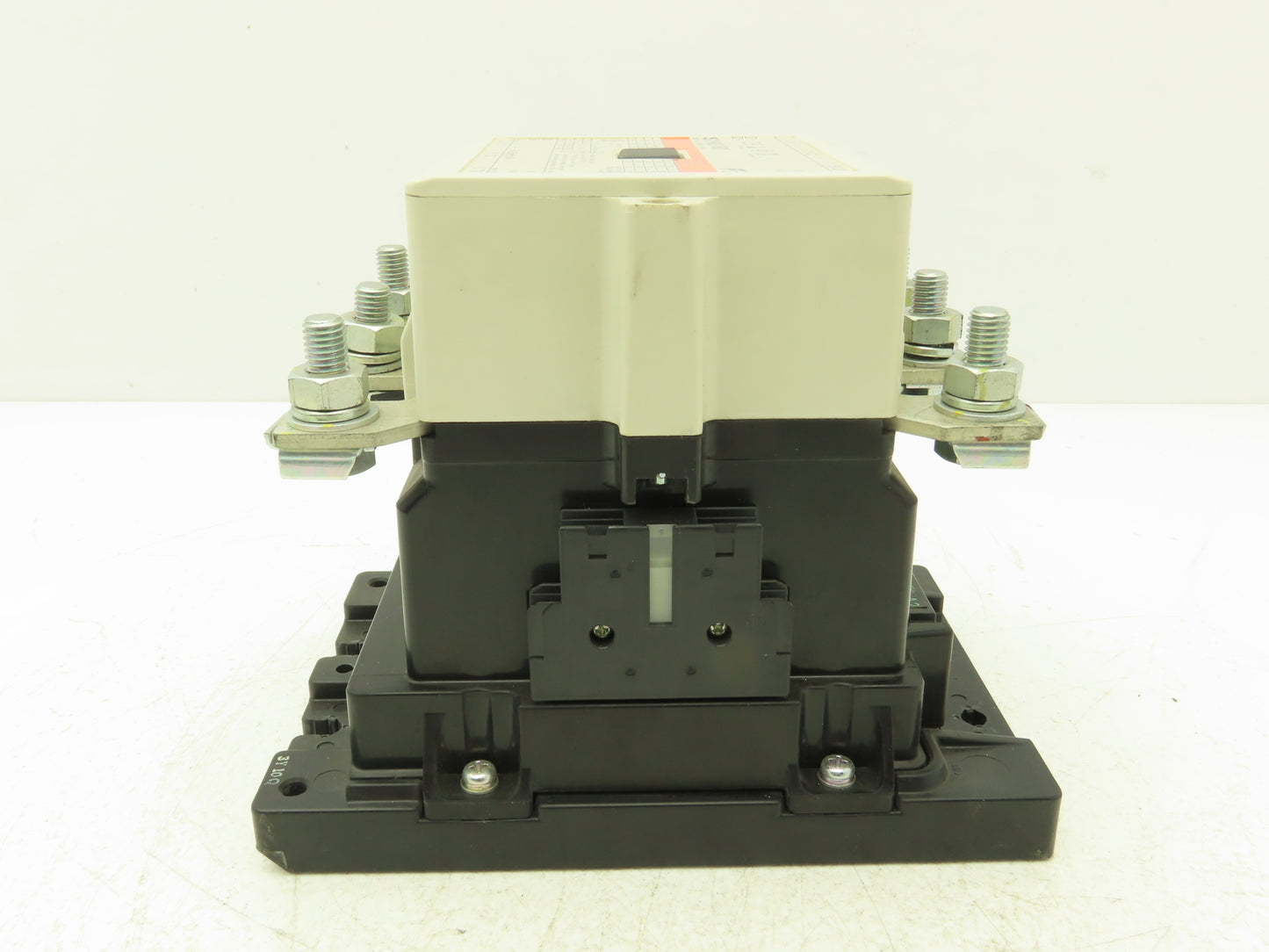 Fuji SC-N8 (180) Motor Starter Contactor 3-Pole 150Hp 180A 600V 120V Coil AC/DC
