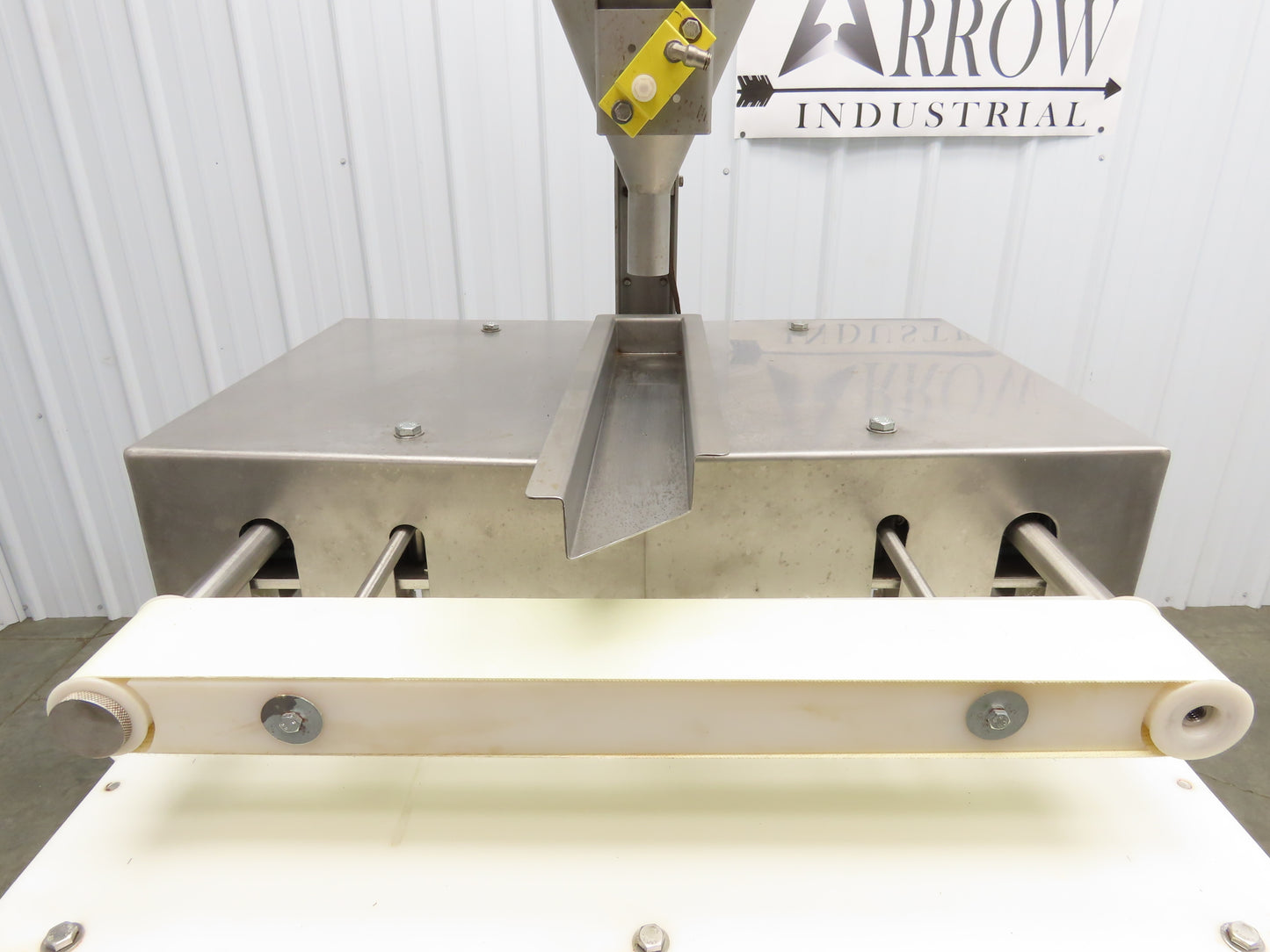 Jost FDLT 60/-35x400 Vibratory Hopper Dosing Feeder Discharge Conveyor Cart 115V
