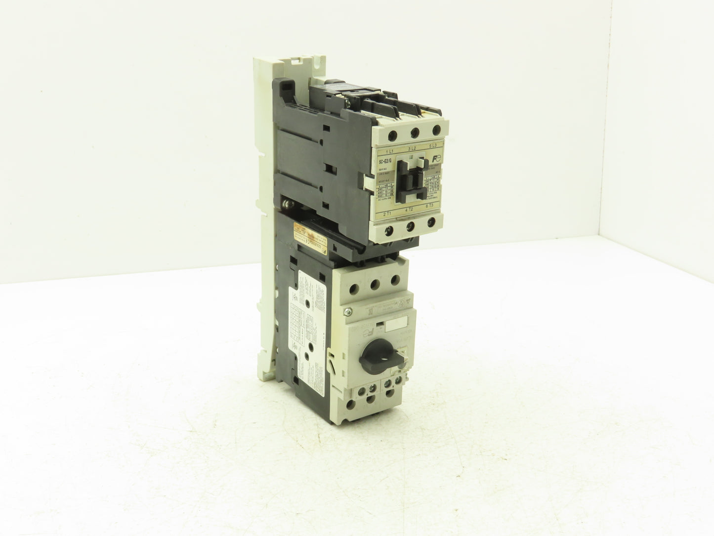 Fuji Electric BM3VSB-040 Combination Starter Manuel Overload/Magnetic 26A 550VAC