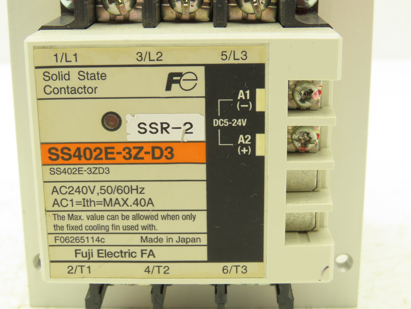 Fuji Electric SS402E-3Z-D3 Solid State Contactor Relay 240vac 50/60Hz .4A 3 Pole