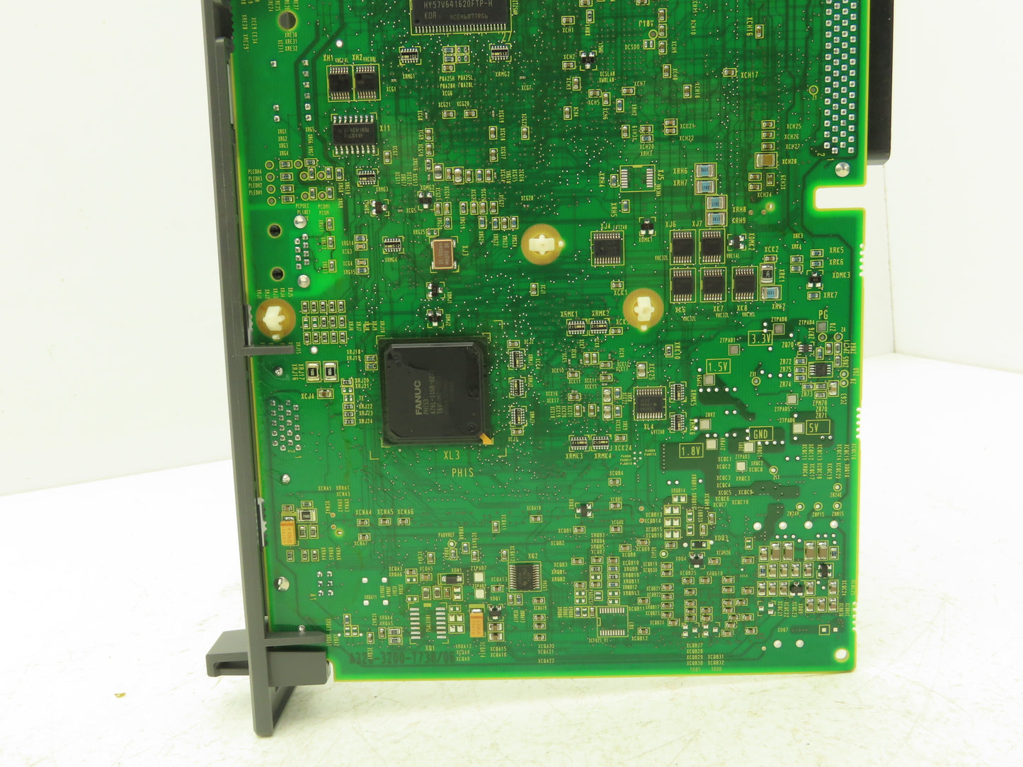 Fanuc A16B-3200-0730/06A Printed Circuit Board PCB Main Control Module Slot Rack