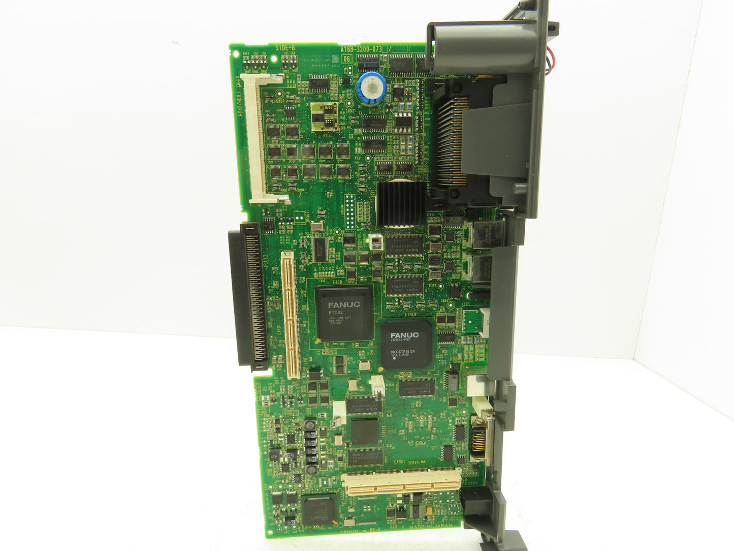 Fanuc A16B-3200-0730/06A Printed Circuit Board PCB Main Control Module Slot Rack
