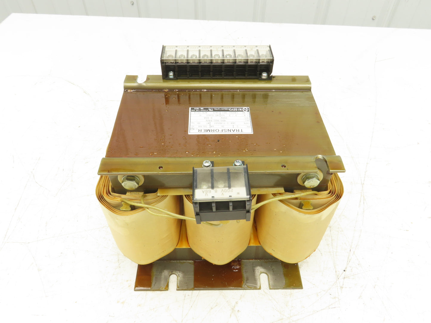 Nissyo 3AX-3-T140501 Step-Down Transformer 3Phase 3kVA 440-460-480V Pri 200V Sec