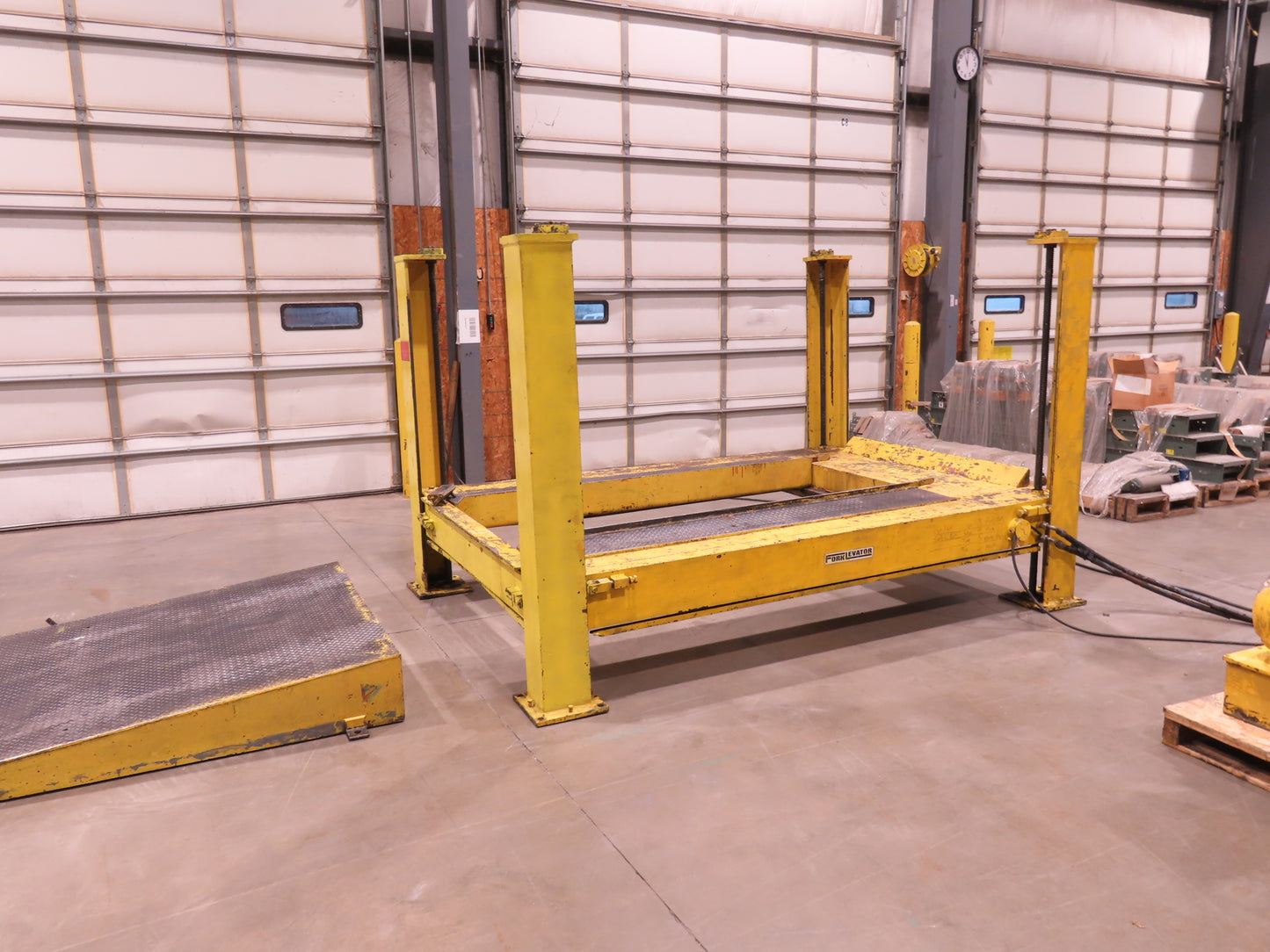 Forklevator Forklift Four Post Mechanical Service Lift 20000lbs 102x60" 3Ph