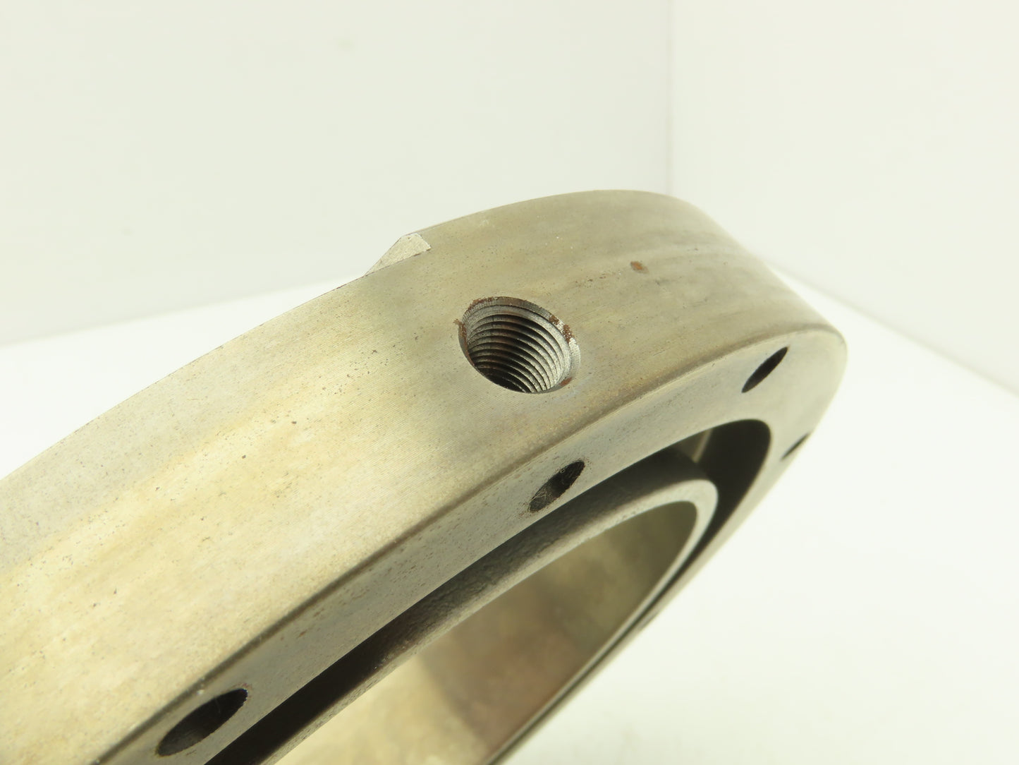 GB Manufacturing LN-4981 Burner Body 7-3/4"OD x 5-1/4"ID x 1-5/16"LTB x 1"Flange