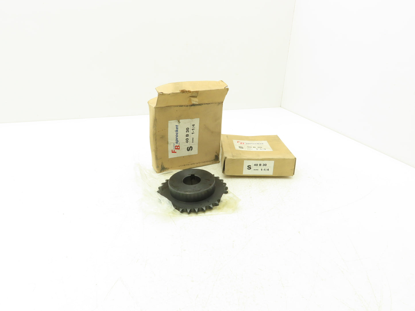 Finished Bore S40 B 30H Roller Chain Sprocket 30 Tooth #40 1-1/4"ID Lot of 2