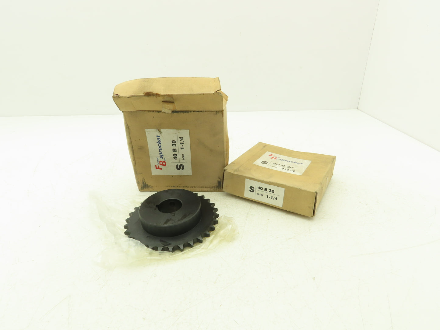 Finished Bore S40 B 30H Roller Chain Sprocket 30 Tooth #40 1-1/4"ID Lot of 2