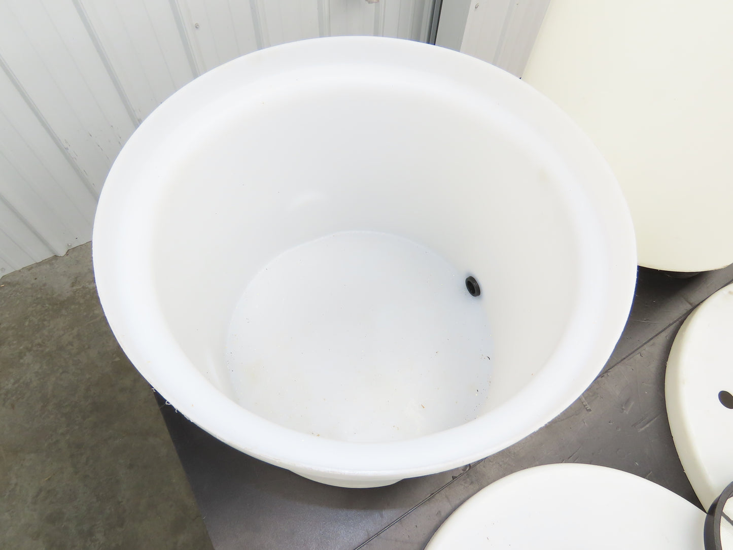 HDPE Polyethylene Plastic Water Mix Tank with Lid & Drain 40/80 Liter  Lot of 2