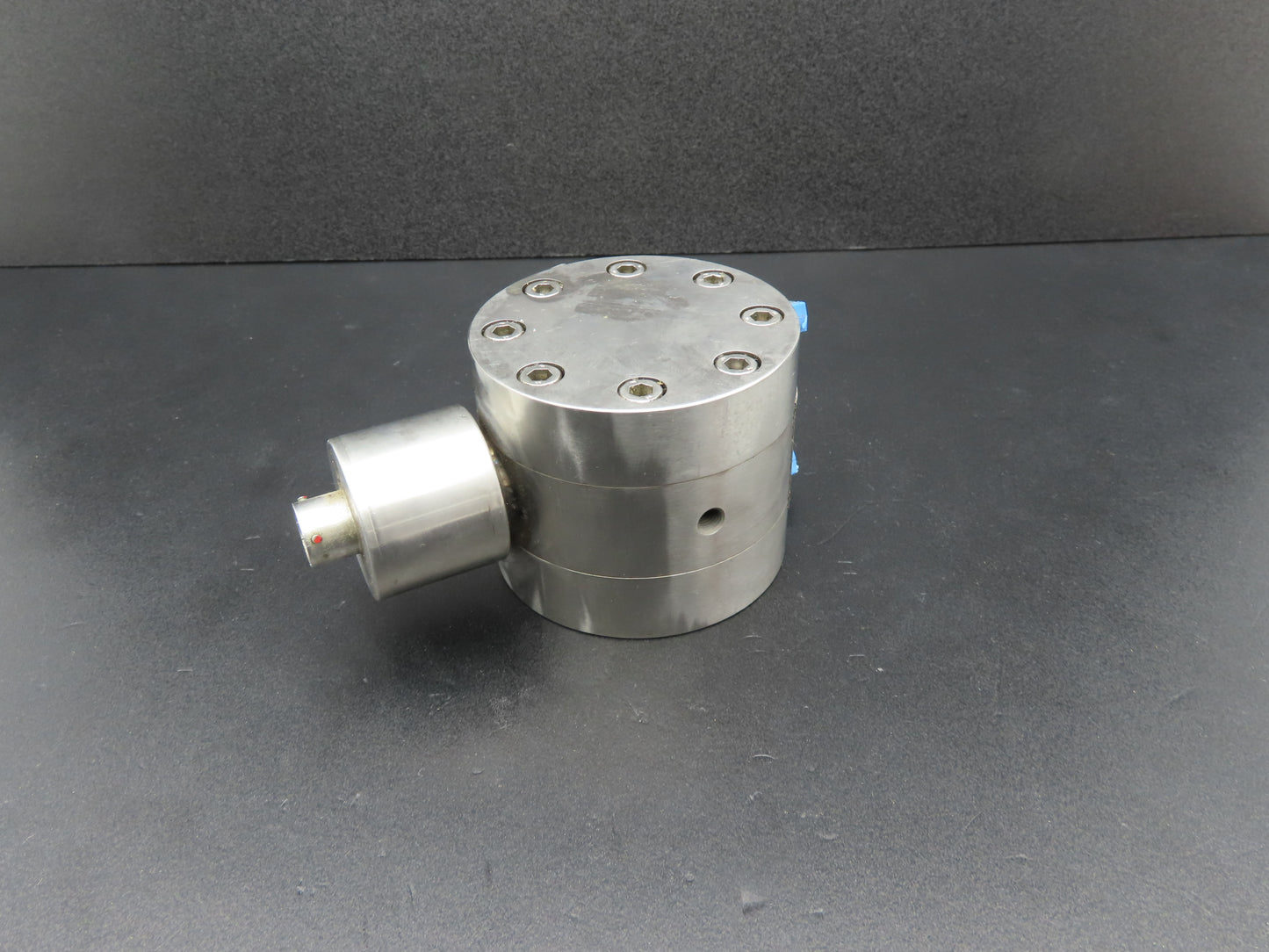 Sensotec A-5/741-15A5D Pressure Transducer 500PSID 10VDC Input 2.0 MV/V Output