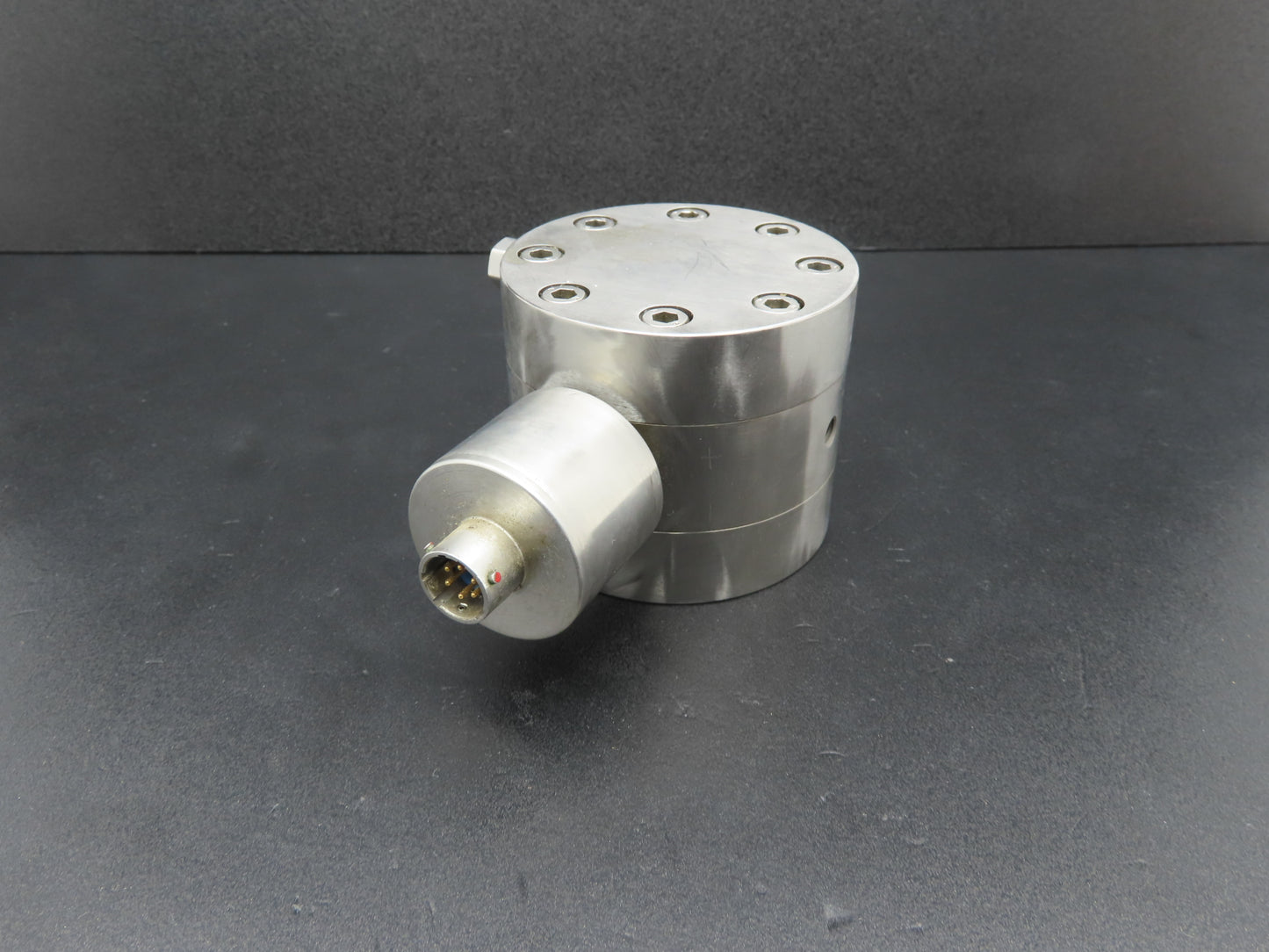 Sensotec A-5/741-15A5D Pressure Transducer 500PSID 10VDC Input 2.0 MV/V Output