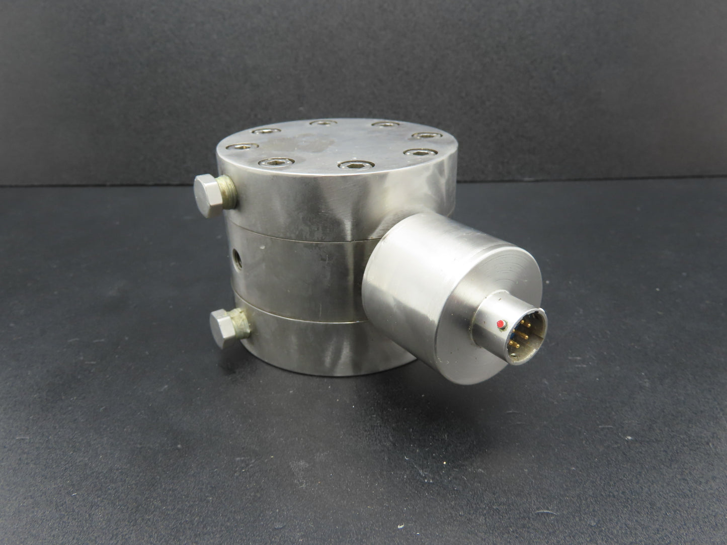 Sensotec A-5/741-15A5D Pressure Transducer 500PSID 10VDC Input 2.0 MV/V Output