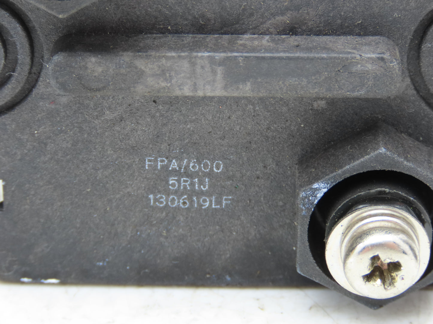 FPA/600 Thick Film Resistor 600W Resistance Range R5 to 1M Lot of 4