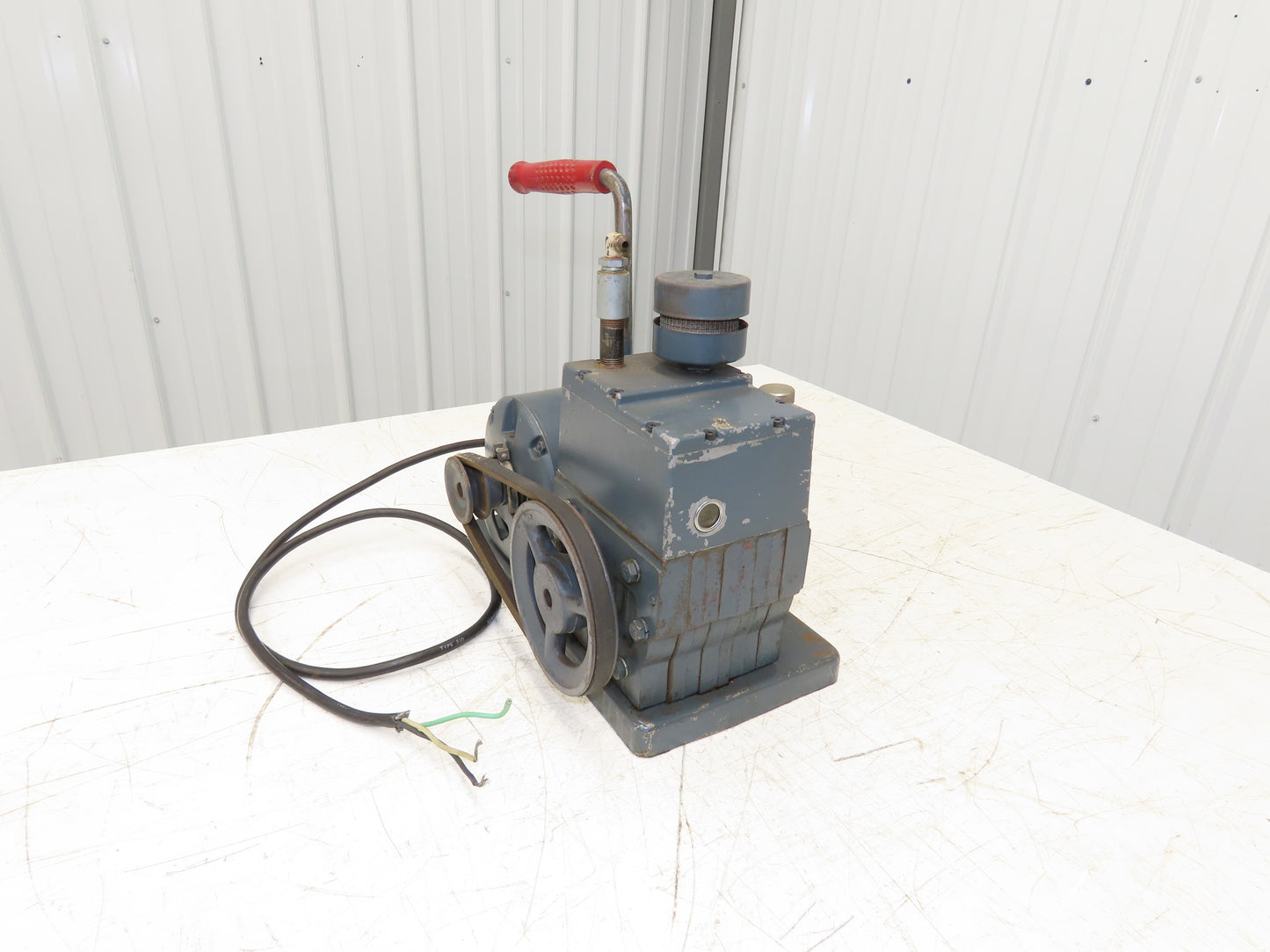 Robinair 15021 Vacuum Pump 1/3Hp 115V 1PH Belt Drive