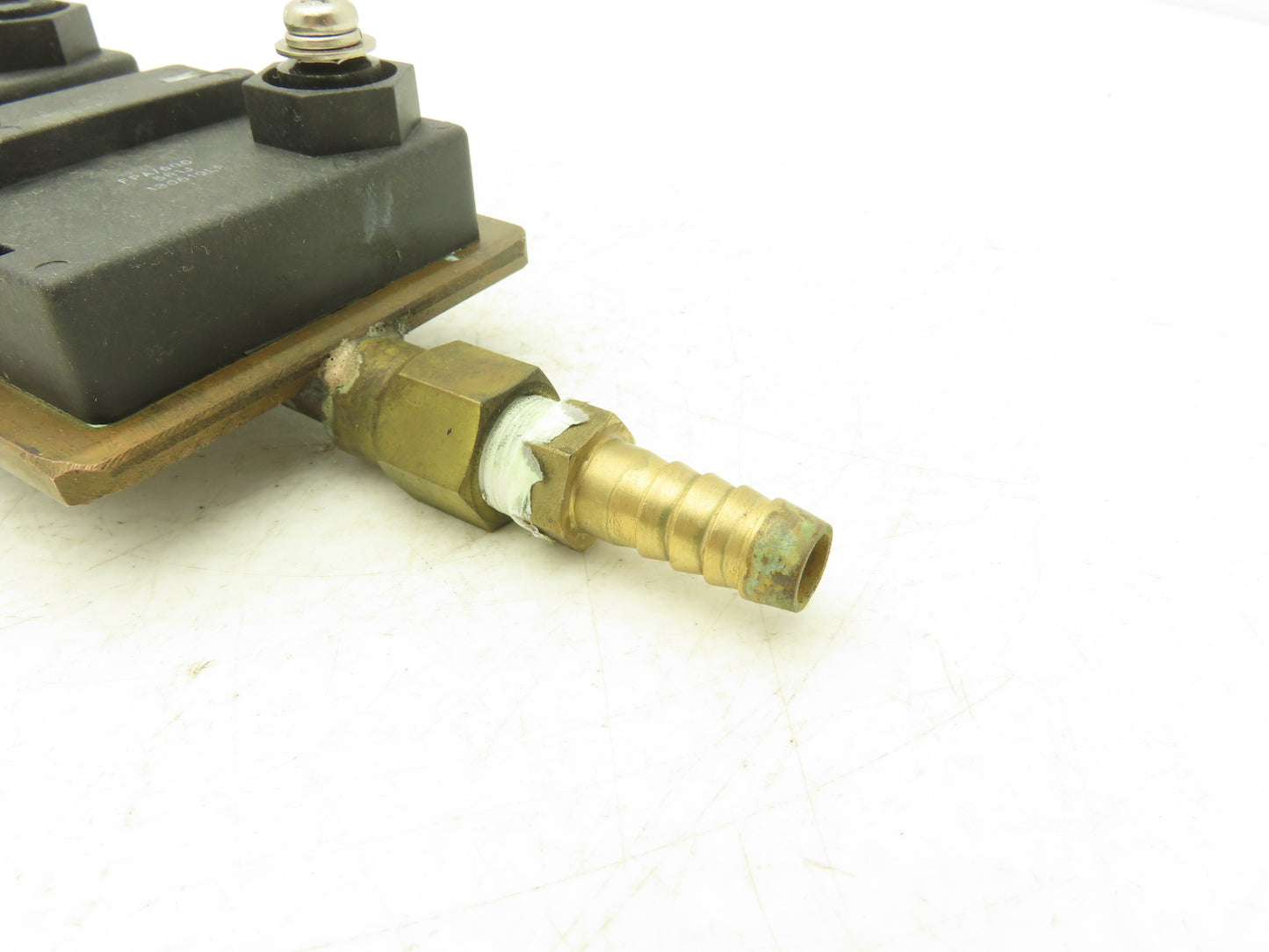 FPA/600 5R1J Copper Water Block W 2 Thick Film Chassis Mount 600W Resistors