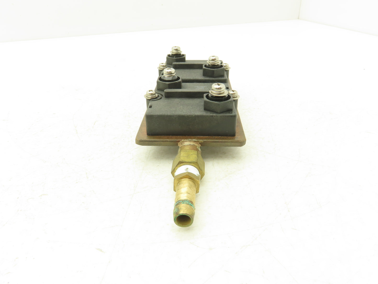 FPA/600 5R1J Copper Water Block W 2 Thick Film Chassis Mount 600W Resistors