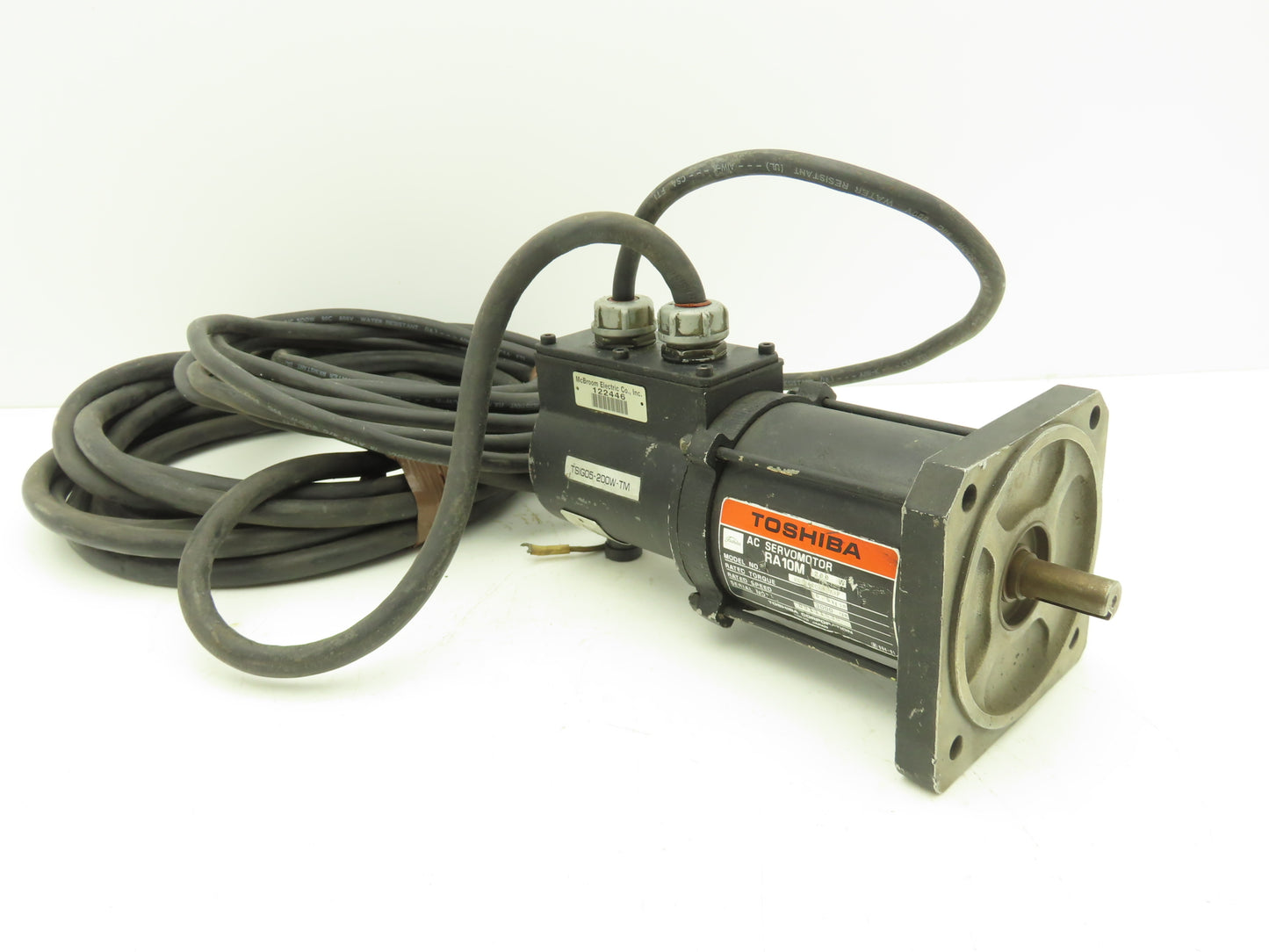 Toshiba RA10M AC Servo Motor 200W 3000 RPM 14mm Shaft