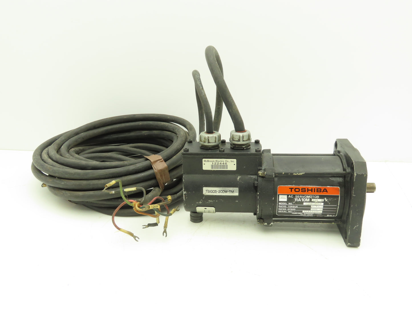 Toshiba RA10M AC Servo Motor 200W 3000 RPM 14mm Shaft