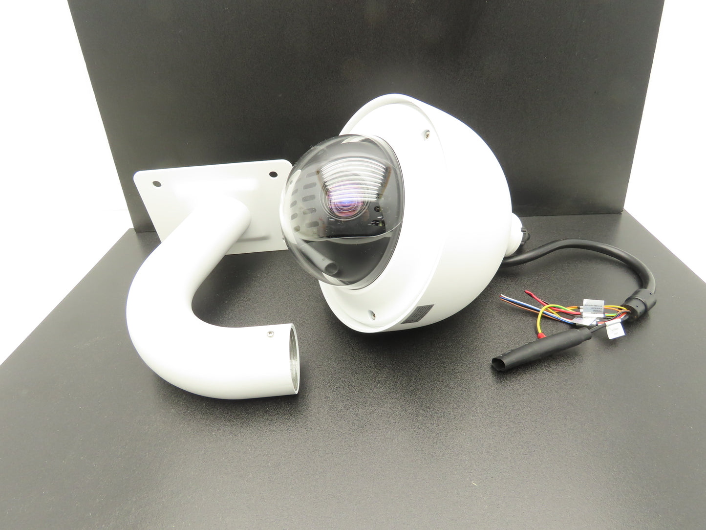 SecurityPros.com CSP-M23X Pan-Tilt_zoom CCTV Outdoor Surveillance Camera w/Mount