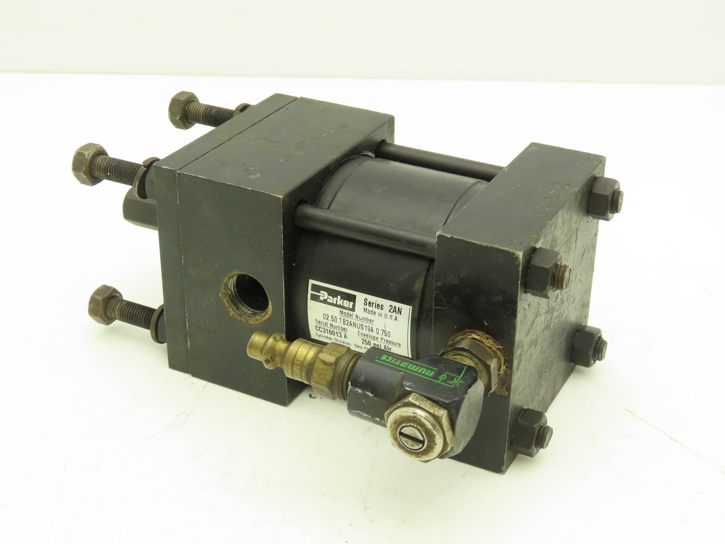 Parker 02.50 TB2ANUS19A Pneumatic Air Cylinder 2-1/2" Bore 3/4" Stroke 250psi