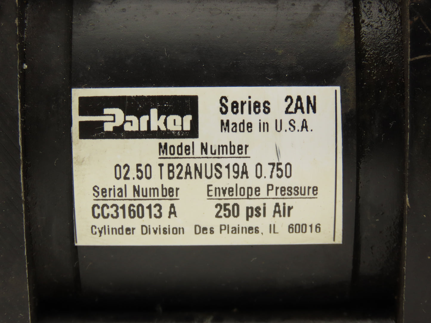 Parker 02.50 TB2ANUS19A Pneumatic Air Cylinder 2-1/2" Bore 3/4" Stroke 250psi