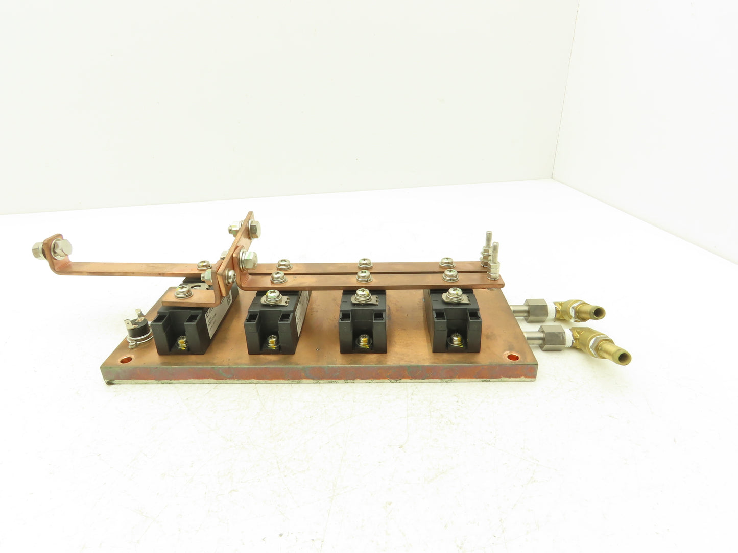 Water Cooling Block Solid Copper Base CPUs & Resistors 1/4"NPT Fittings Busbar