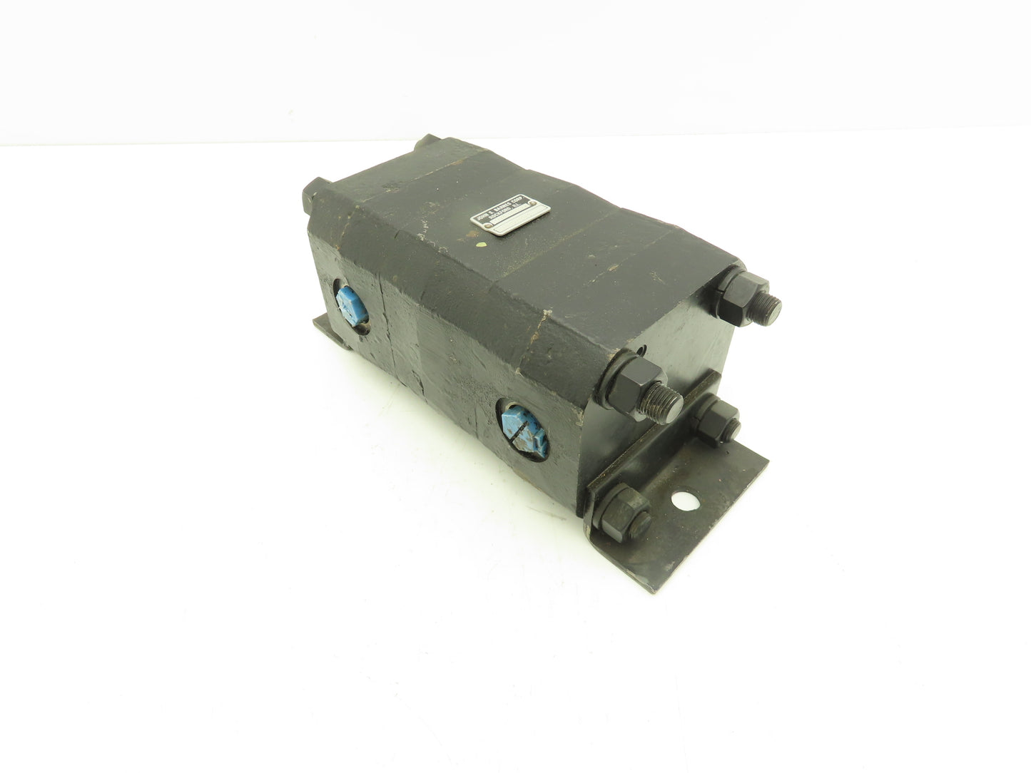 John S Barnes FD-1220021 Hydraulic Rotary Gear Flow Divider SAE Ports