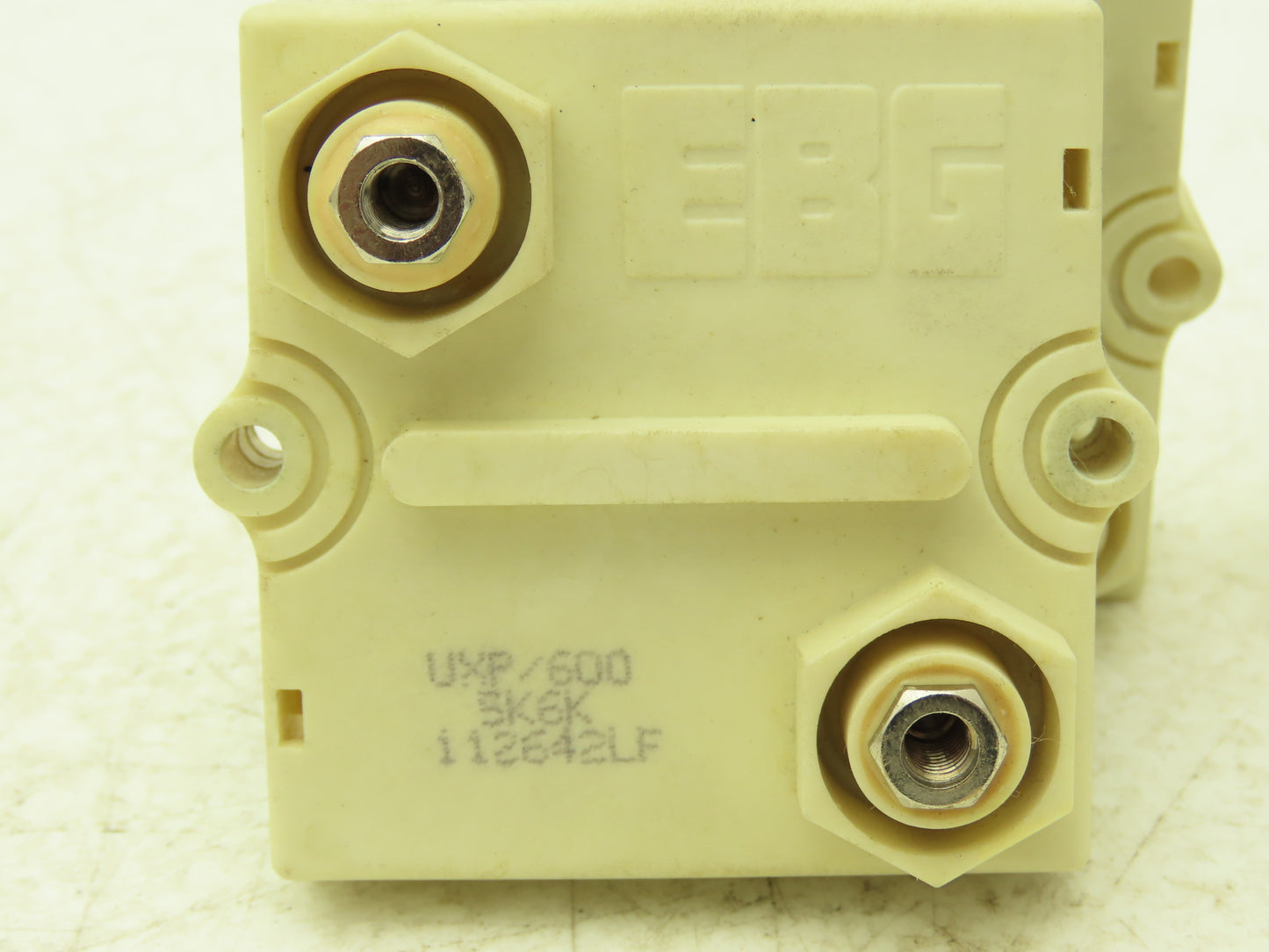 UXP/600 2RK Ultra High Power Resistor 600W (3)2RK (1)SK6K  Lot of 4