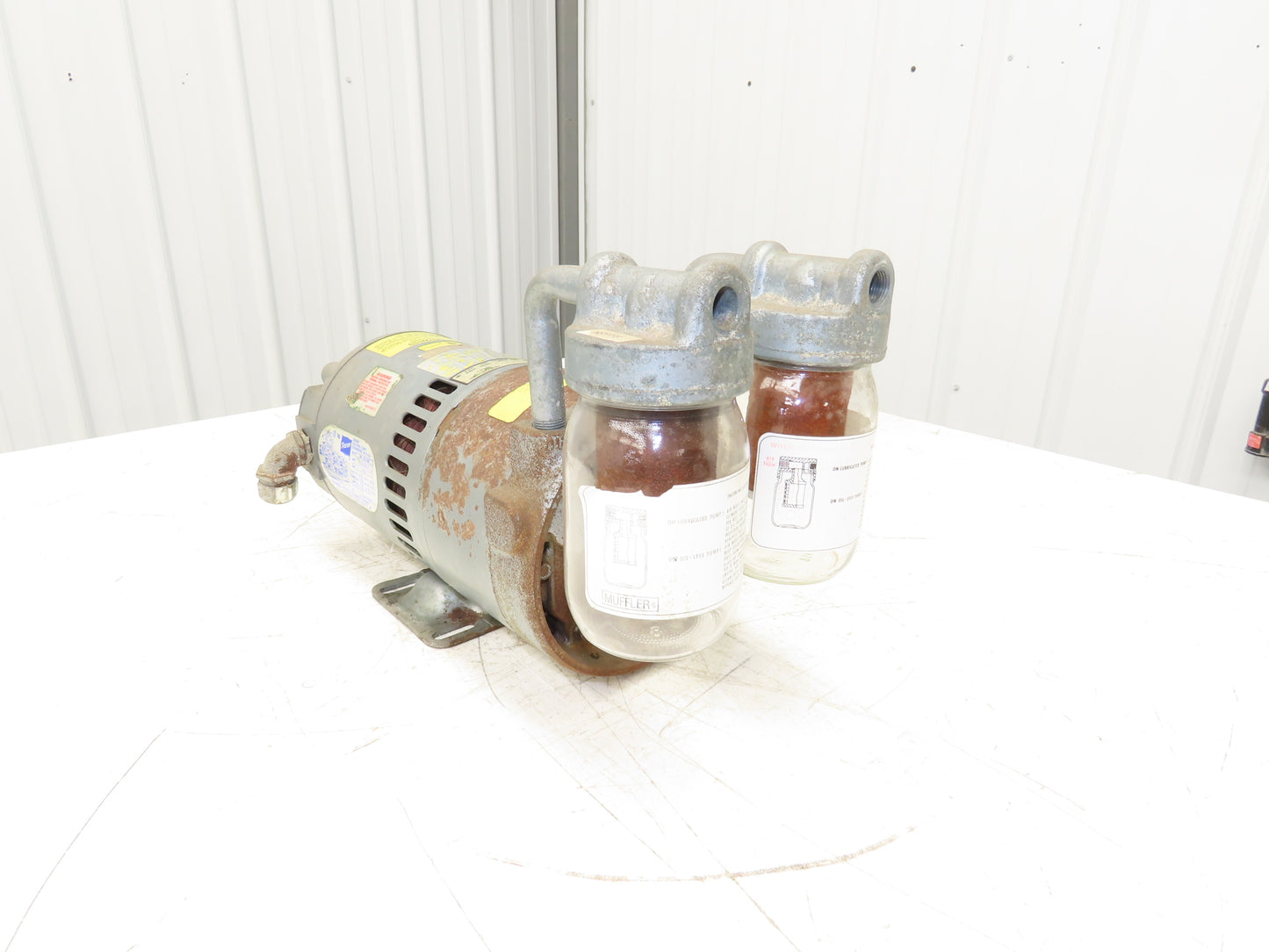 Gast Doerr 0822-V103-G273 Compressor Vacuum Pump 1/2Hp 230/460V 3PH 3/8"NPT