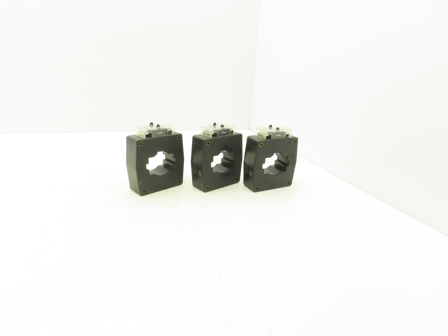 Redur IPN50 Current Transformer 800/1A 15VA KI.1 FS5 50-60 Hz 1.2/6kV Lot of 3