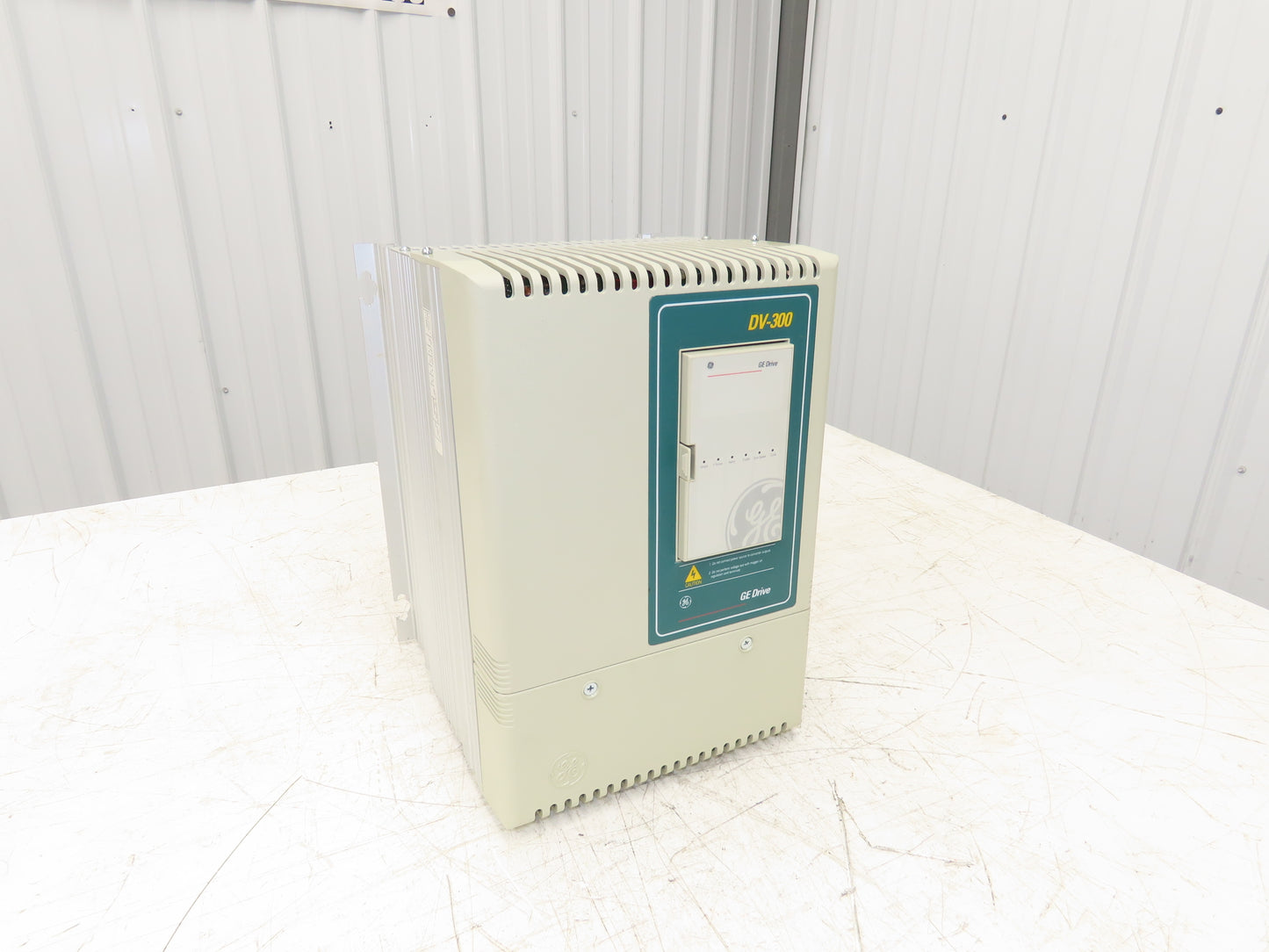 General Electric DV-300 DC Drive 480VAC 3Ph Input 580VDC Output