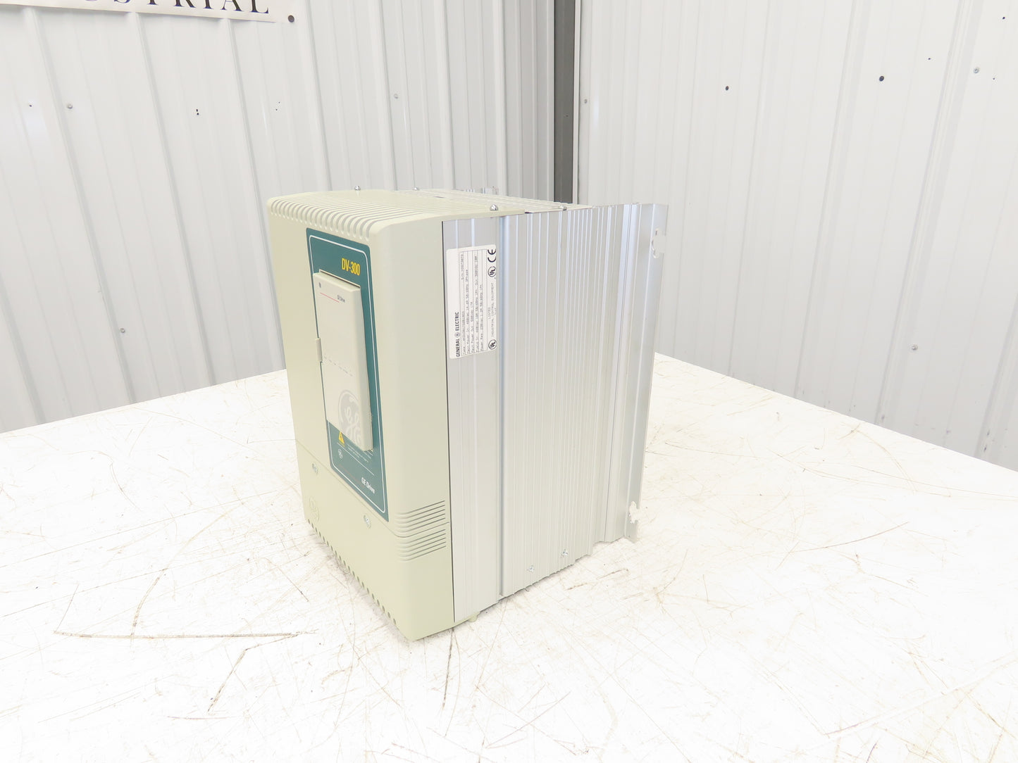 General Electric DV-300 DC Drive 480VAC 3Ph Input 580VDC Output